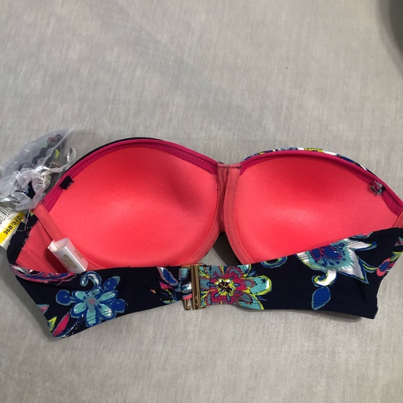 3/$25 ✨ Anne Cole holiday paisley bandeau top - Picture 4 of 4